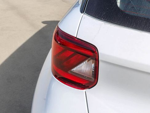 New 2026 Hyundai Venue SE FWD image 8