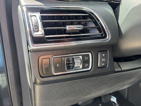Certified 2023 Lincoln Navigator L Reserve AWD/4WD image 41