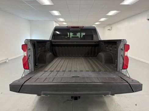 Used 2025 Chevrolet Silverado 1500 RST w/ Convenience Package II image 9