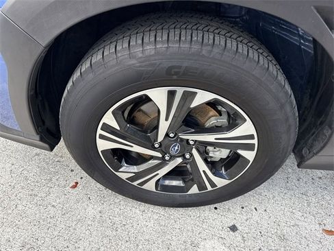 Certified 2025 Subaru Crosstrek 2.0i Premium image 10
