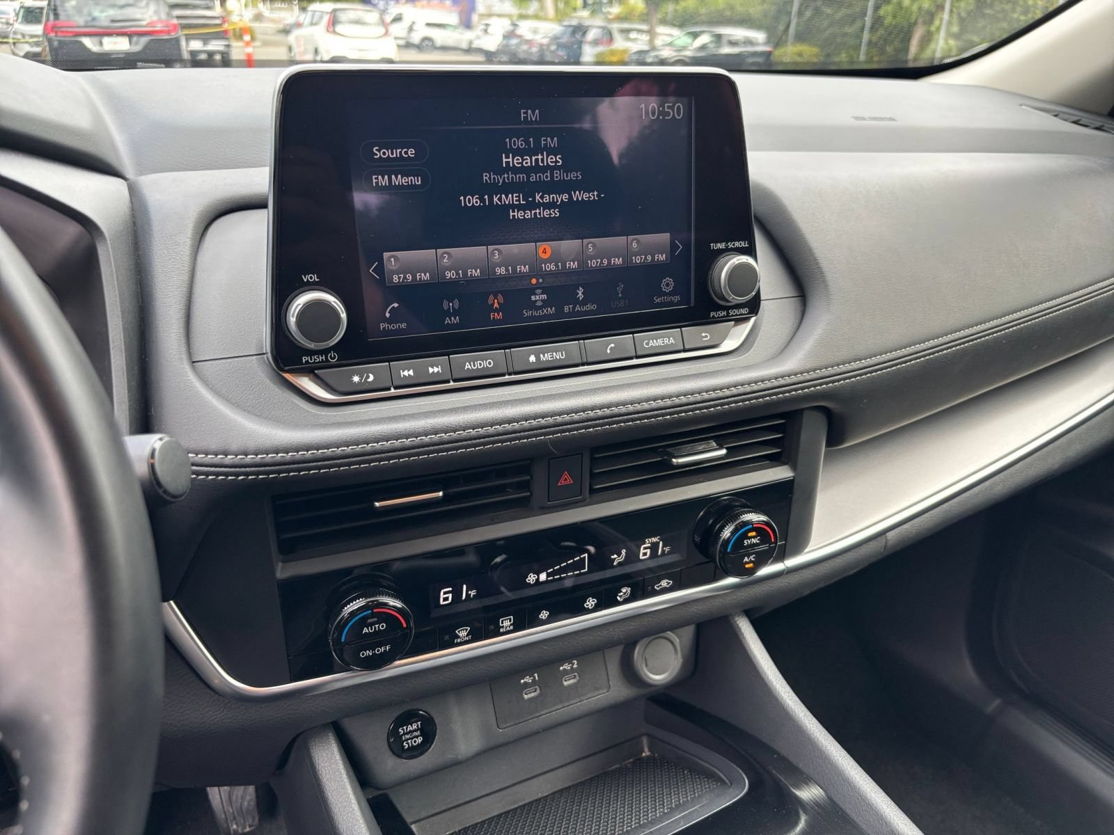 Used 2025 Nissan Rogue SV FWD image 16