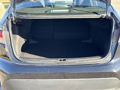 Used 2024 Toyota Corolla LE image 20