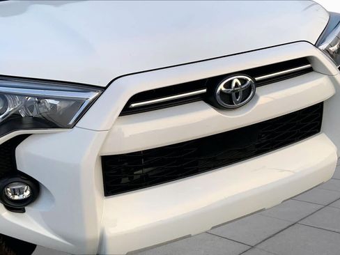 Used 2023 Toyota 4Runner SR5 Premium w/ Moonroof Package RWD image 29