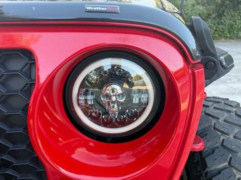 Used 2020 Jeep Gladiator Sport w/ Quick Order Package 24S image 32