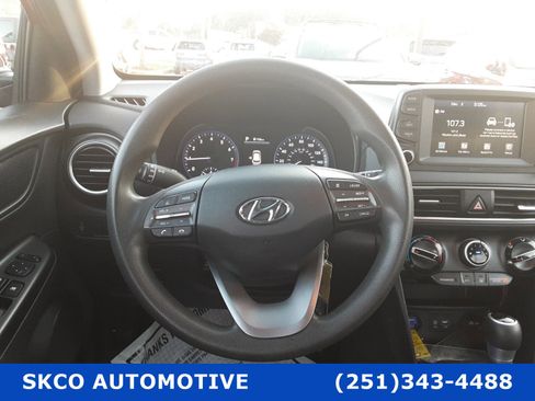 Used 2021 Hyundai Kona SE image 18