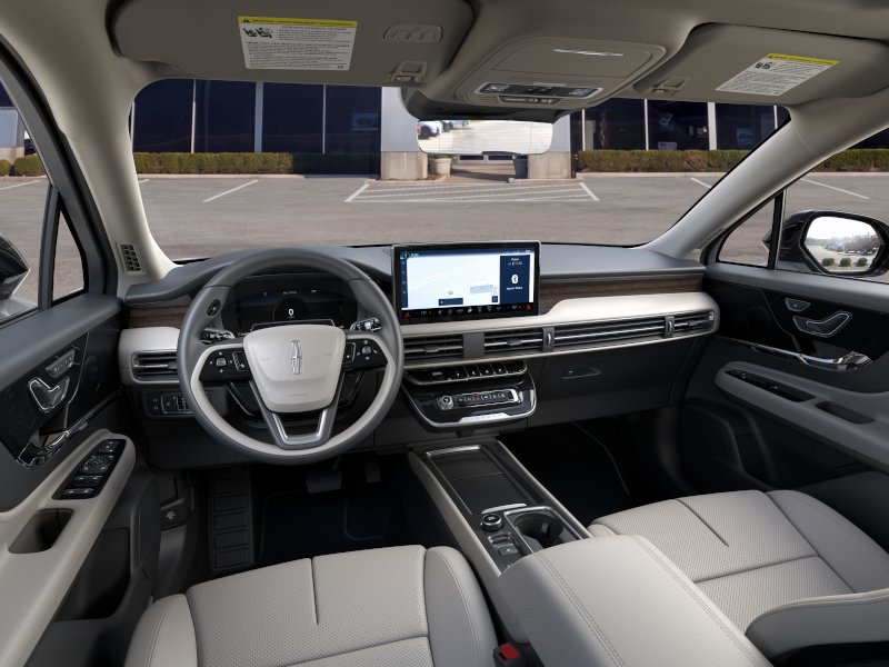 New 2025 Lincoln Corsair Grand Touring w/ Equipment Group 301A AWD/4WD image 9