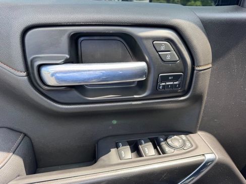 Used 2022 GMC Sierra 1500 AT4 w/ AT4 Premium Package AWD/4WD image 23