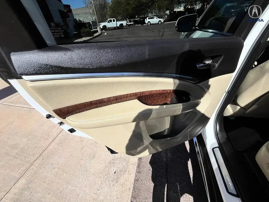 Used 2018 Acura MDX w/ Technology Package FWD image 8