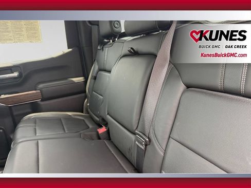 Used 2019 Chevrolet Silverado 1500 High Country w/ Technology Package AWD/4WD image 33