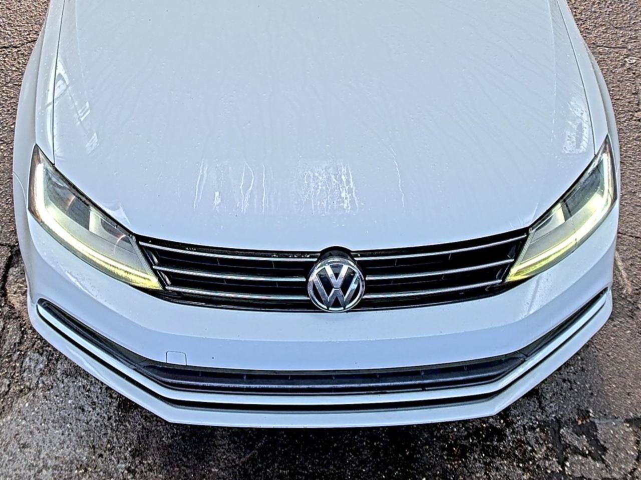 Used 2017 Volkswagen Jetta S w/ Jetta S Cold Weather Package FWD image 6