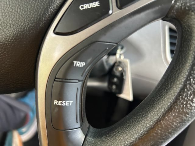 Used 2013 Hyundai Elantra GLS w/ Preferred Pkg FWD image 20