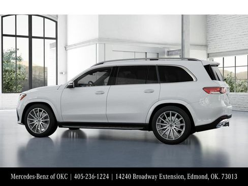 New 2026 Mercedes-Benz GLS 580 4MATIC image 32