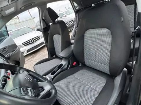 Used 2018 Hyundai Kona SEL w/ SEL Tech Package 02 image 19