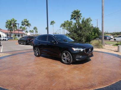 Used 2019 Volvo XC60 T5 Momentum w/ Protection Package Premier