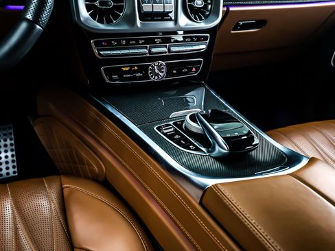 Certified 2021 Mercedes-Benz G 63 AMG 4MATIC image 6