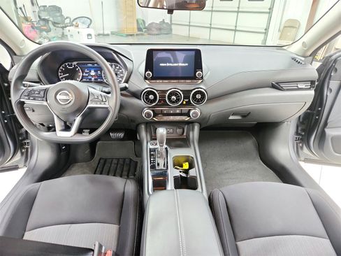 Used 2024 Nissan Sentra SV image 24