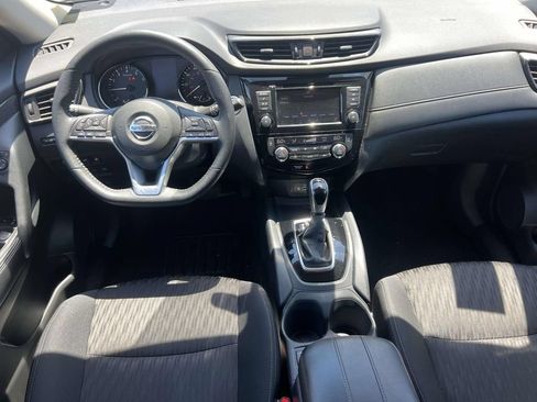 Used 2020 Nissan Rogue SV AWD/4WD image 11