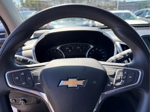 Used 2019 Chevrolet Equinox LT image 13