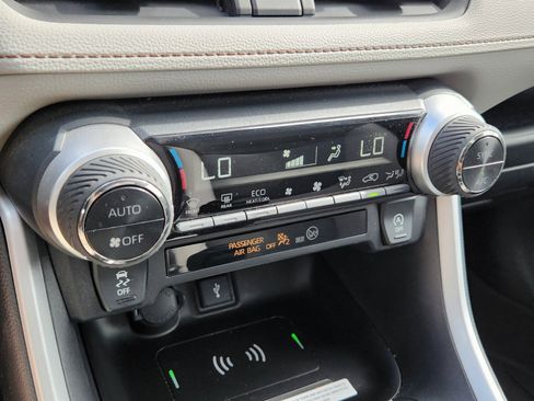 Certified 2021 Toyota RAV4 XLE image 15