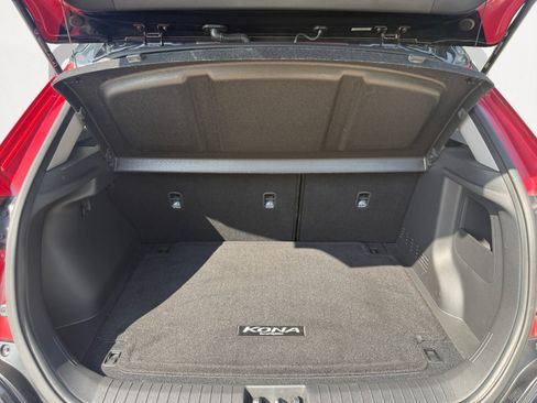 Used 2023 Hyundai Kona SEL FWD image 12