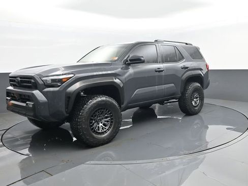 Used 2025 Toyota 4Runner SR5 AWD/4WD image 1