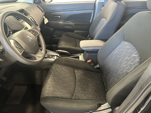 Used 2024 Mitsubishi Outlander Sport AWD image 22