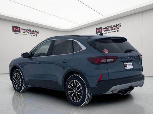 New 2026 Ford Escape Base w/ PHEV Premium Package image 5