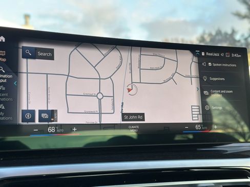 Used 2023 BMW 330i xDrive 330i xDrive w/ Premium Package image 40