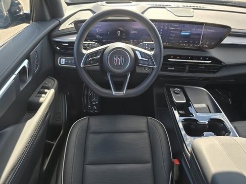 Used 2025 Buick Enclave Sport Touring w/ Power Package image 3