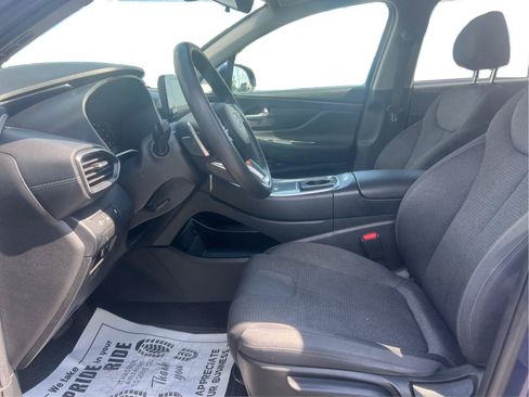 Used 2023 Hyundai Santa Fe SE FWD image 2