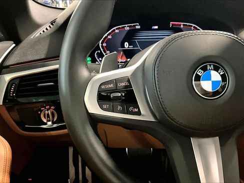 Used 2022 BMW 530i w/ M Sport Package RWD image 21
