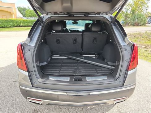 Certified 2021 Cadillac XT5 Premium Luxury FWD image 5