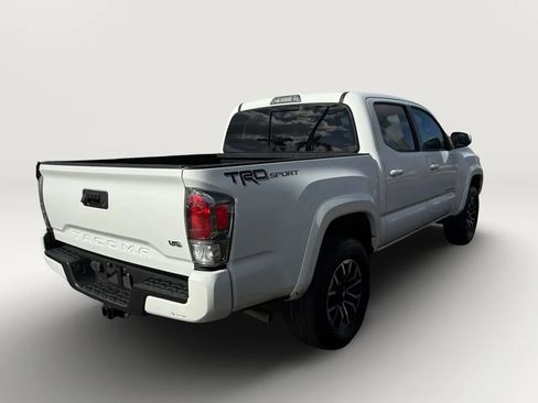 Used 2020 Toyota Tacoma TRD Sport image 6
