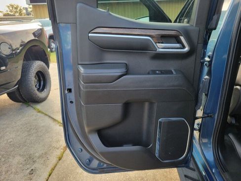 Used 2024 GMC Sierra 1500 Elevation RWD image 28