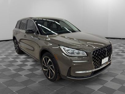 Used 2025 Lincoln Corsair Reserve w/ Rear Removable Package Tray