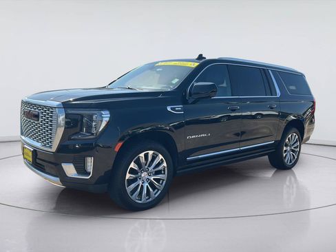 Used 2021 GMC Yukon XL Denali w/ Denali Premium Package RWD image 3