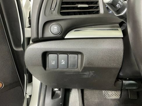 Used 2019 Acura ILX FWD image 16