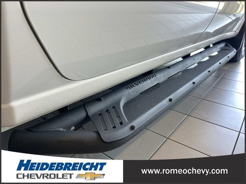 Certified 2020 Chevrolet Silverado 1500 RST w/ All-Star Edition AWD/4WD image 37