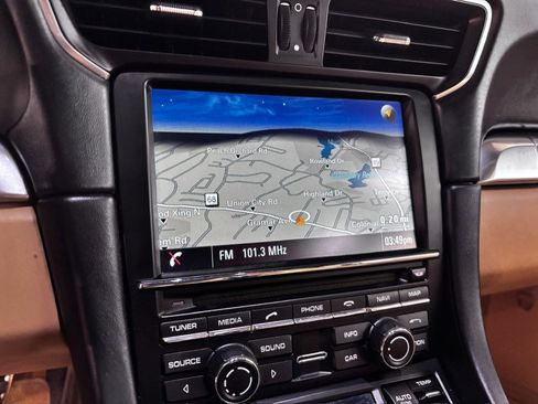 Used 2015 Porsche 911 Carrera image 18