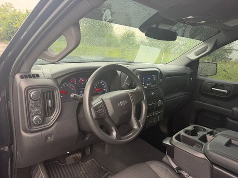 Used 2024 Chevrolet Silverado 1500 Custom Trail Boss AWD/4WD image 11