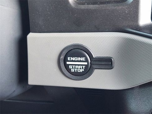 Used 2022 Ford Bronco Badlands image 21