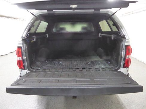 Used 2016 GMC Sierra 1500 SLE w/ SLE Value Package image 32