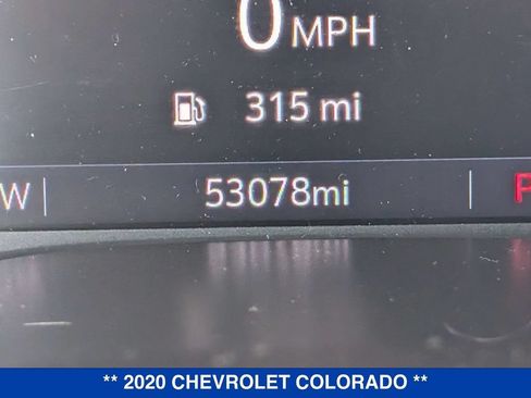 Used 2020 Chevrolet Colorado LT w/ Luxury Package AWD/4WD image 22