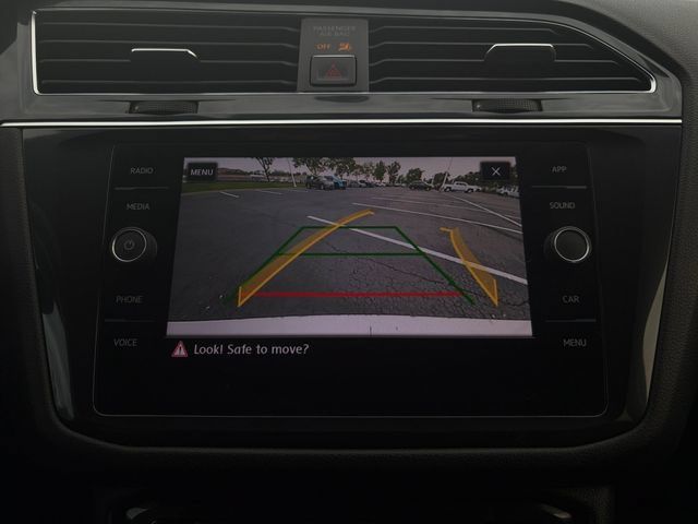 Used 2018 Volkswagen Tiguan SE FWD image 29