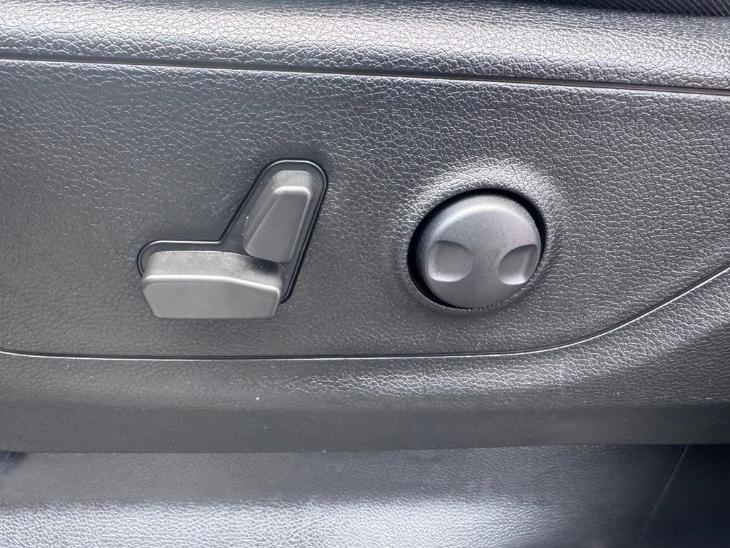 Used 2022 RAM 1500 Big Horn AWD/4WD image 25