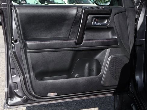 Used 2023 Toyota 4Runner TRD Off-Road Premium w/ Off Road Premium Plus Package image 15