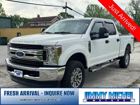 Used 2018 Ford F250 XLT image 2