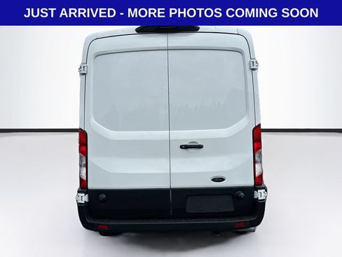 Used 2024 Ford Transit 250 148 Medium Roof RWD image 6