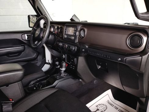 Used 2020 Jeep Wrangler Unlimited Sport AWD/4WD image 11