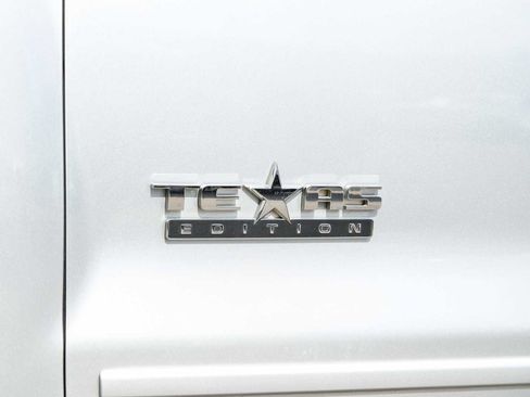 Used 2018 Chevrolet Silverado 1500 LT w/ Texas Edition AWD/4WD image 18